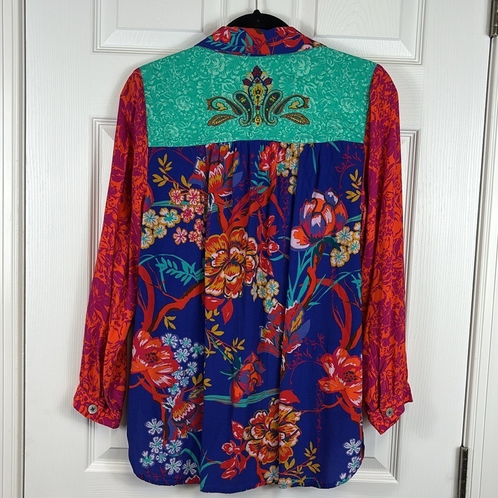Soft Surroundings Hermosa  floral embroidered tunic top sz med petite - Picture 6 of 10